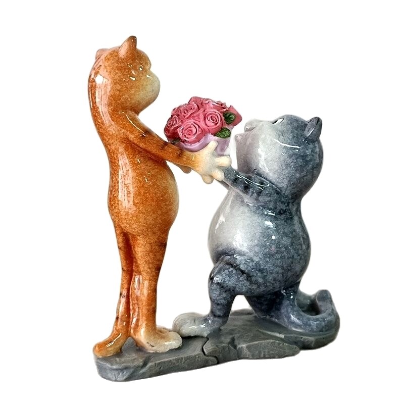 Romantic Cat Couple Marriage Proposal Figure: Miniature Wedding Decor